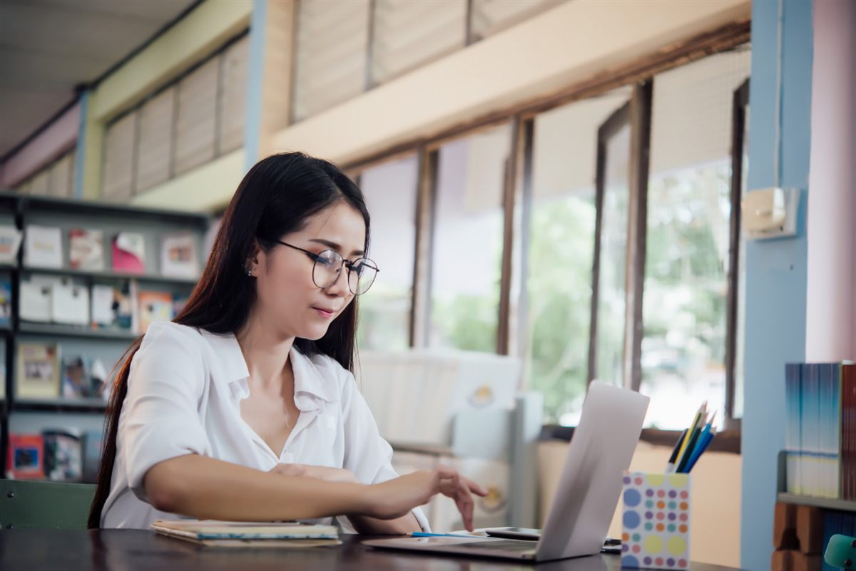 ASUS laptop for work and study use in Malaysia
